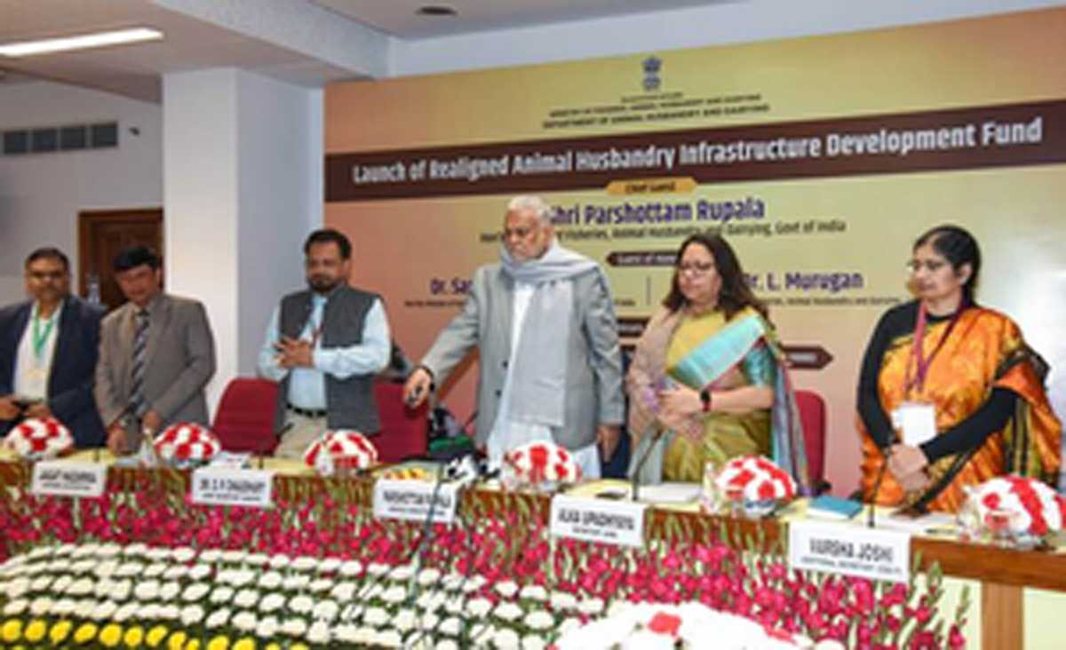 केंद्र ने डेयरी क्षेत्र में विकास को बढ़ावा देने को 29,610 करोड़ की योजना शुरू की